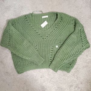 ‼️**$2 for $20 ** Aeropostale Sweater- BNWT‼️